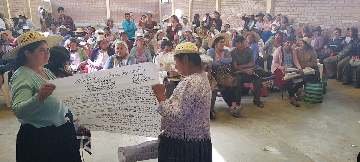 Mujeres de la Provincia Carrasco plantean mayor participación política para su sector