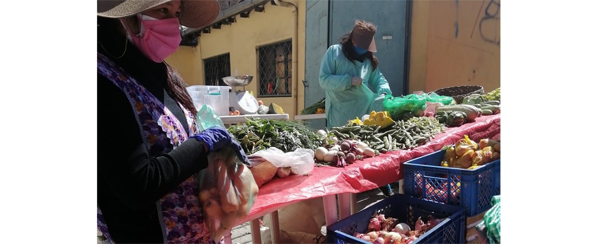 Pequeños productores en coordinación con instancias gubernamentales crean el mercado de la agricultura familiar en la ciudad de La Paz