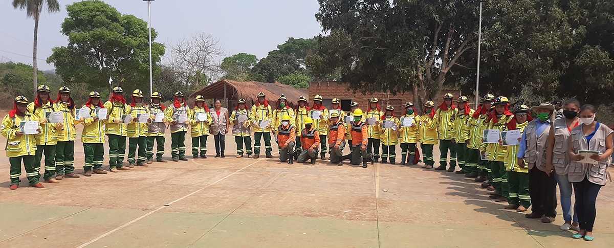 La Fundación SAR de San Ignacio de Velasco y CIPCA Santa Cruz certifican a 100 bomberos comunales