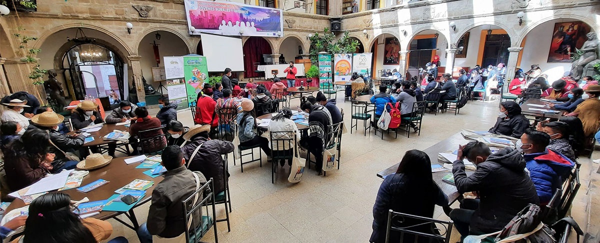Primer día del desarrollo del Cuarto Foro Nacional de la juventud urbana rural de Bolivia 