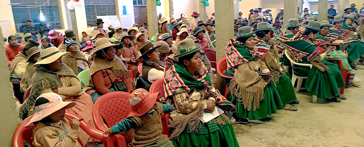Las mujeres de San Pedro de Totora construyen su agenda estratégica para el ejercicio de sus derechos