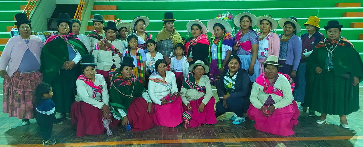 Mujeres del altiplano y valles exigen valorar y visibilizar el aporte económico de las mujeres rurales, campesinas e indígenas