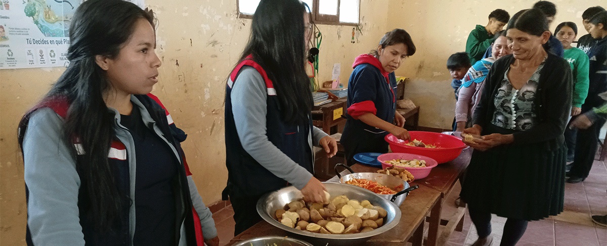 Anzaldo apuesta por la soberanía alimentaria y el rendimiento escolar