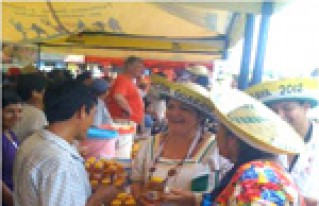 Municipio de Ascensión de Guarayos realizó la V Feria Productiva de la Miel