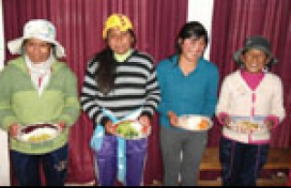 San Andrés de Machaca diversifica su desayuno escolar