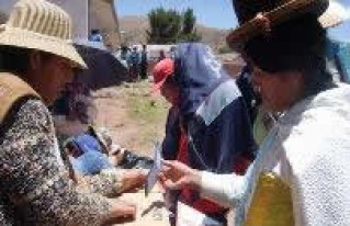SIMACO y Bartolina Sisa visitan Provincia Ingavi y explican sobre las elecciones del 4 de abril  