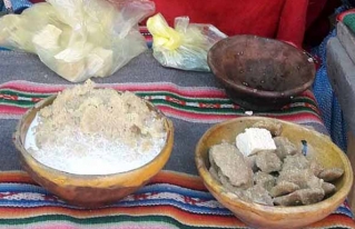 Feria de San Andrés de Machaca muestra el potencial del municipio en ganado camélido, gastronomía, artesanía y danzas autóctonas