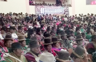 Dirigentes indígena originario campesinos de La Paz analizaron la vida orgánica de las organizaciones sociales