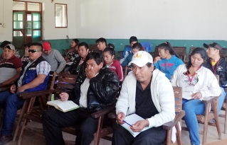 Jóvenes de Charagua Iyambae se especializan en gestión pública comunitaria y autonomías indígenas en la Nación guaraní 
