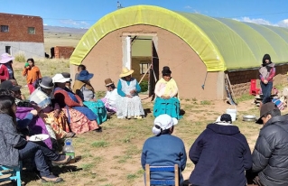 Mujeres del Altiplano buscan consolidar sus asociaciones productivas en torno a la economía solidaria 