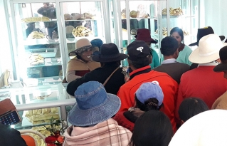 Asociación Integral de Mujeres inauguró cafetería en Santiago de Huata, La Paz